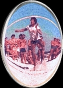 Jairzinho, tri-campeo do mundo pela seleo de 1970, praticando o futevolei em Copacabana